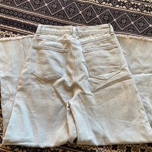 Cropped Wide Leg Jeans